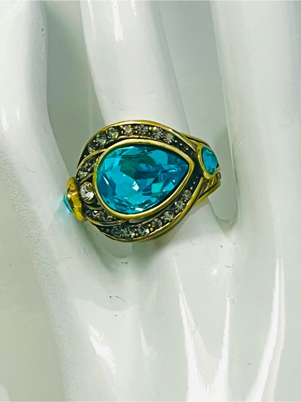 Heidi Daus SIZE 8 Statement Ring 🆕 Deco Style in original Heidi Daus ring box